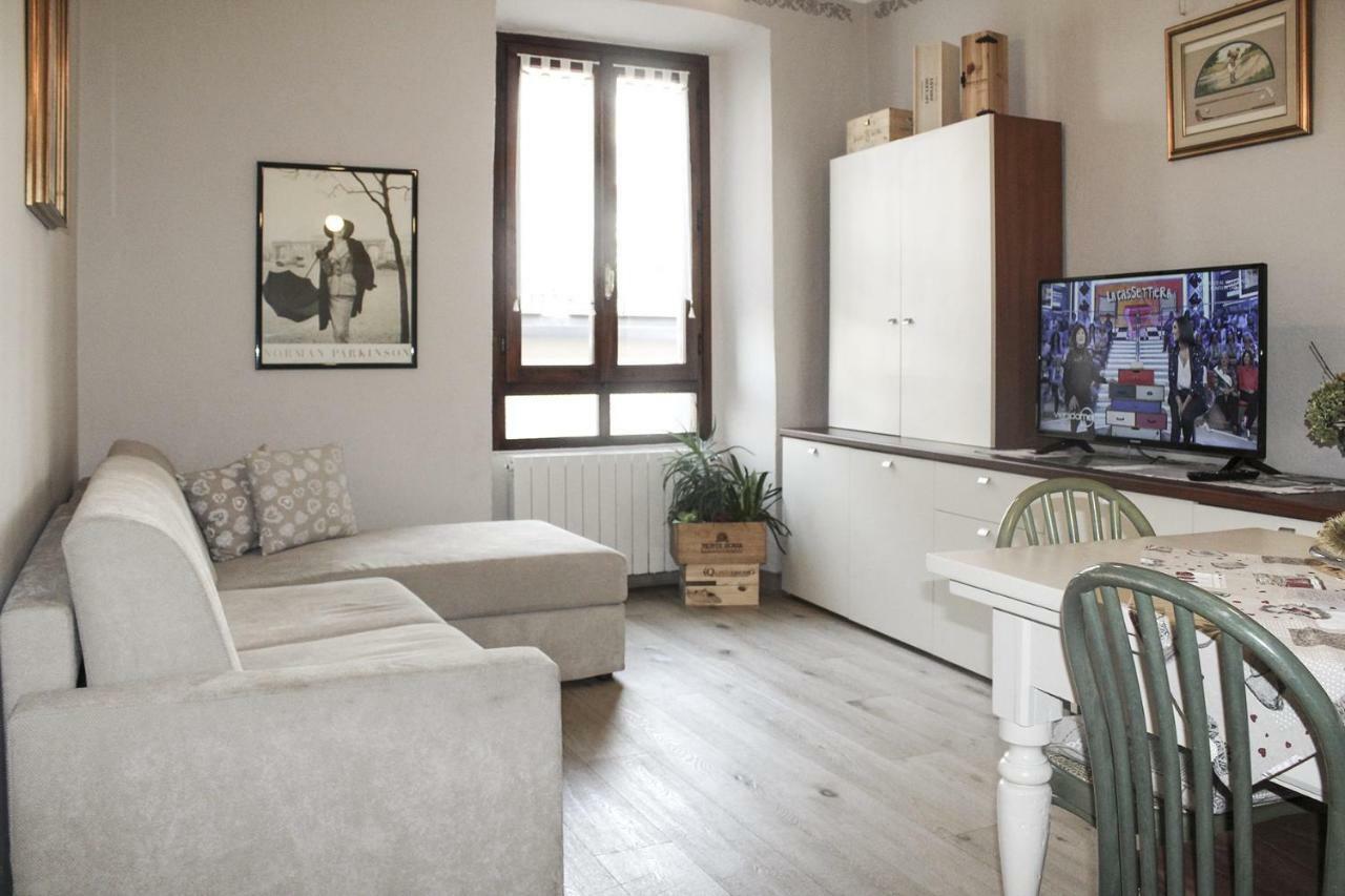 Case Vacanze Ai Burattini Adrara San Rocco 外观 照片